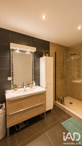 Appartement à vendre 4 pièces 89 m² Saint-Genest-Lerpt