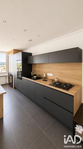 Appartement à vendre 4 pièces 89 m² Saint-Genest-Lerpt
