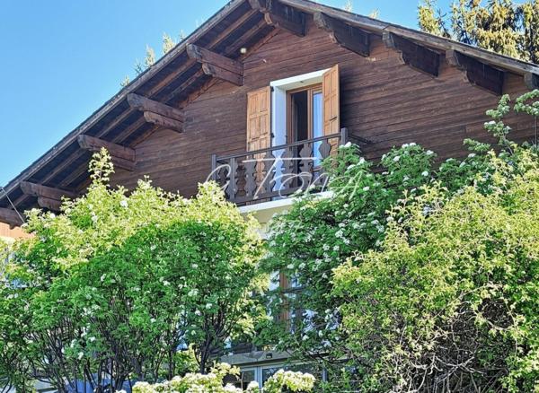 Le charme authentique des grands chalets cerdans
