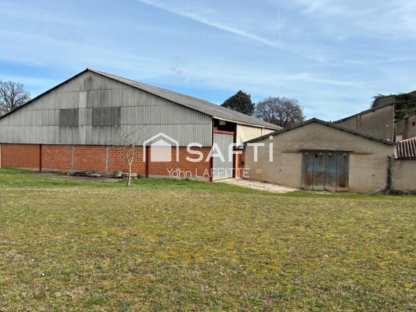Ensemble immobilier ( hangar + terrain constructible )