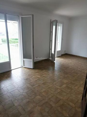 Location Appartement 4 pièces 102 m2 à Idron