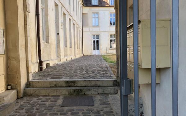 Appartement à vendre    2 pièces •  Laon