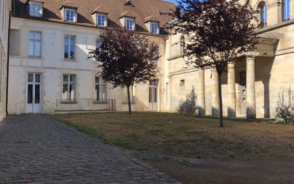 Appartement à vendre    2 pièces •  Laon