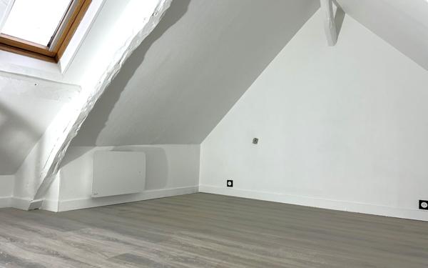 Appartement à louer    2 pièces • 40 m2 Amiens