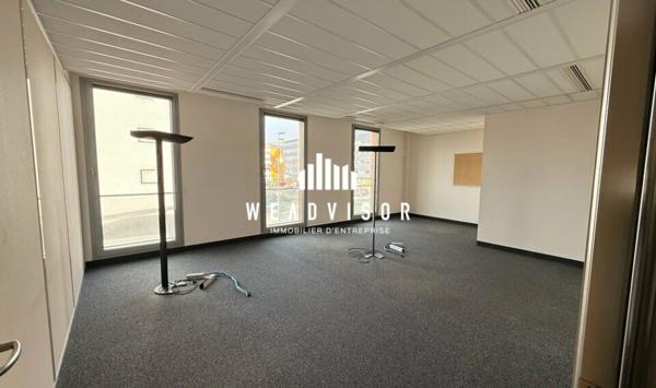 À LOUER : BUREAUX D'ENVIRON 643,70 M² - QUARTIER NOVAXIS LE MANS
