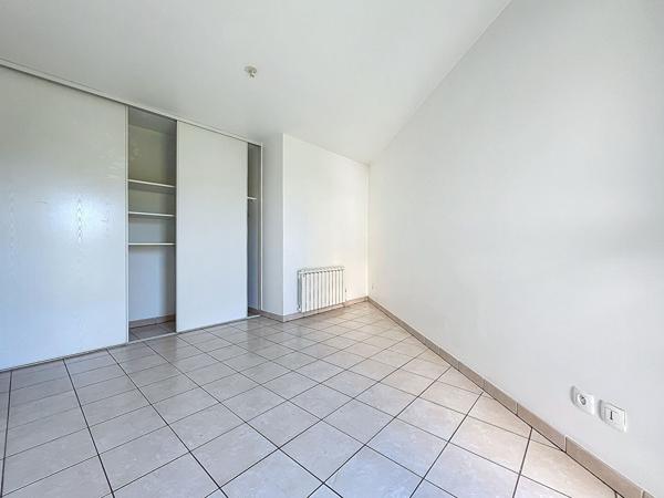 Tassin La Demi Lune/Appartement 2 pièces 47m2 avec balcon + garage