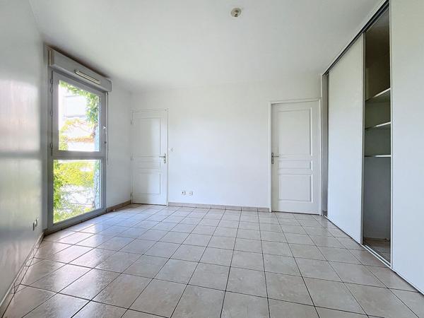 Tassin La Demi Lune/Appartement 2 pièces 47m2 avec balcon + garage