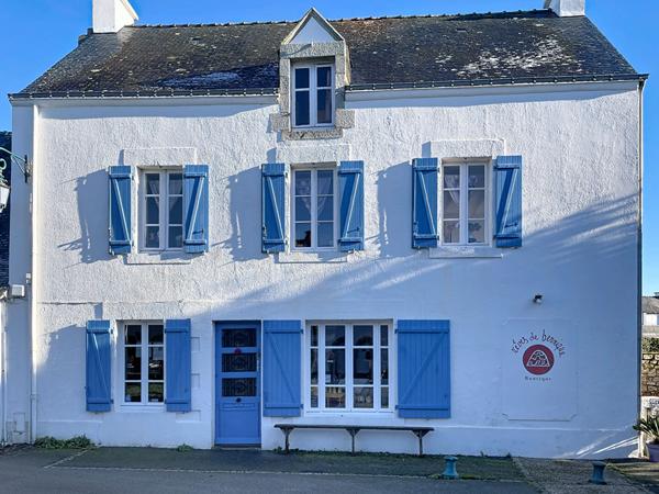 Charmante maison à vendre avec potentiel professionnel près du port de Pénerf