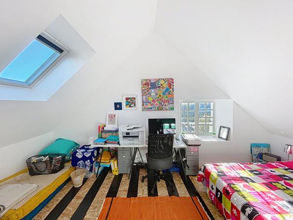 Charmante maison à vendre avec potentiel professionnel près du port de Pénerf