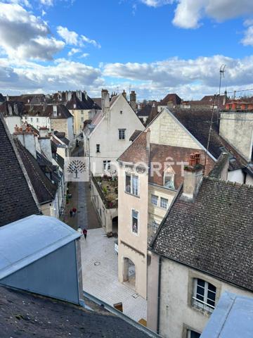 Location chambre Dole - 5 pièce(s) - 30 m² - 450 €/mois