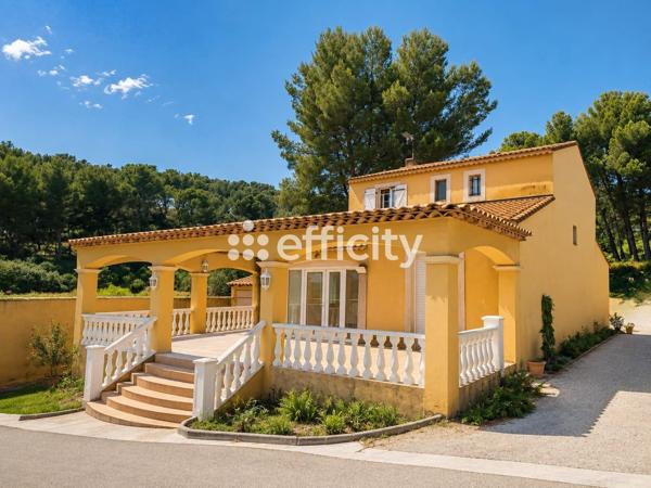 Maison
         8 pièces
        - 162 m² Bien prestige 499 000 € *