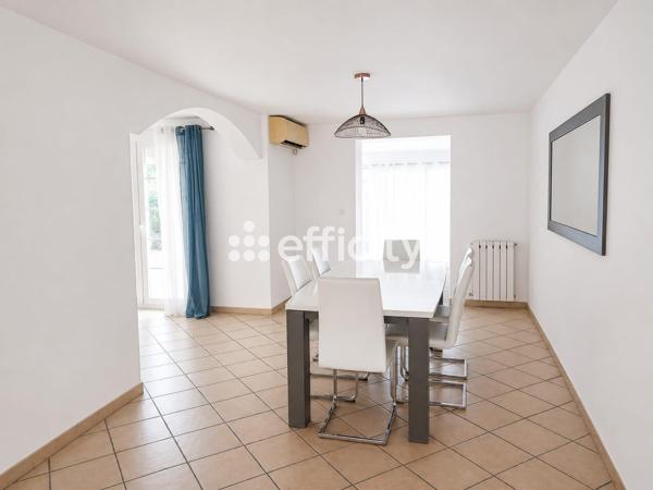 Maison
         8 pièces
        - 162 m² Bien prestige 499 000 € *