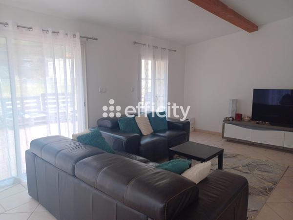 Maison
         8 pièces
        - 162 m² Bien prestige 499 000 € *