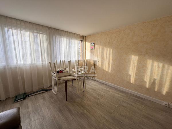 Appartement Les Clayes Sous Bois 3 pièce(s) 64 m2 + BOX et cave