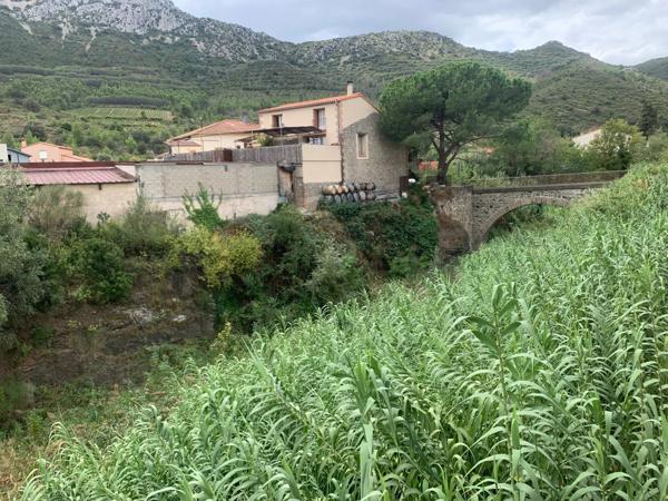 Vente                                                      Maison
                        
                     7 pièces                                         à Maury