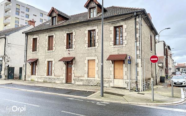 Immeuble à vendre    2 pièces •  Montluçon