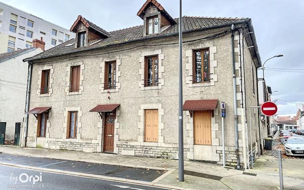 Immeuble à vendre    2 pièces •  Montluçon