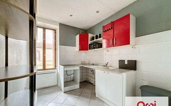 Immeuble à vendre    2 pièces •  Montluçon