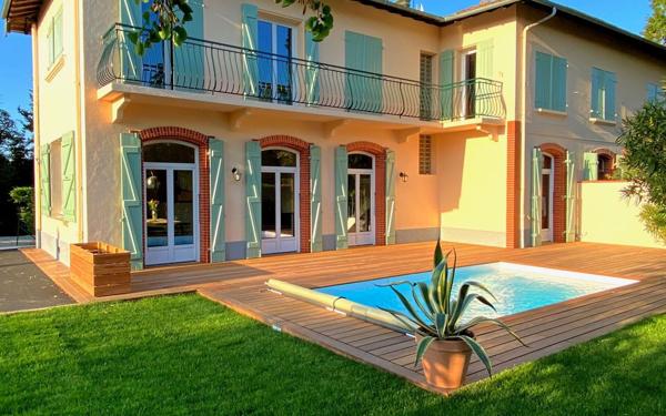 Maison à vendre    5 pièces • 153 m2 Toulouse