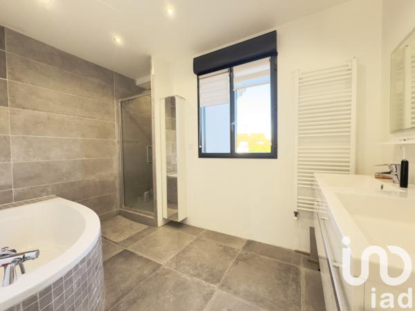 Maison à vendre 7 pièces 180 m² La Rochette