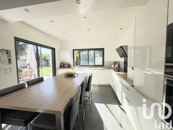 Maison à vendre 7 pièces 180 m² La Rochette