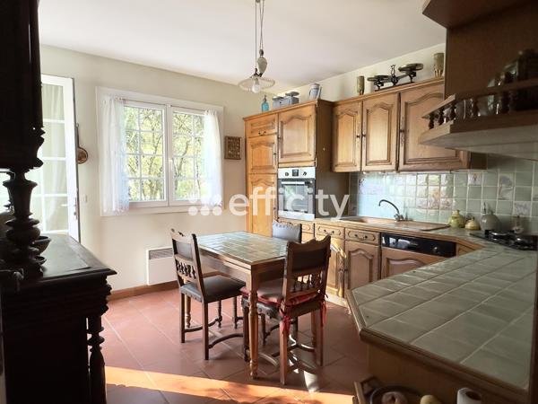 Maison 7 pièces - 223 m² Exclusivité efficity