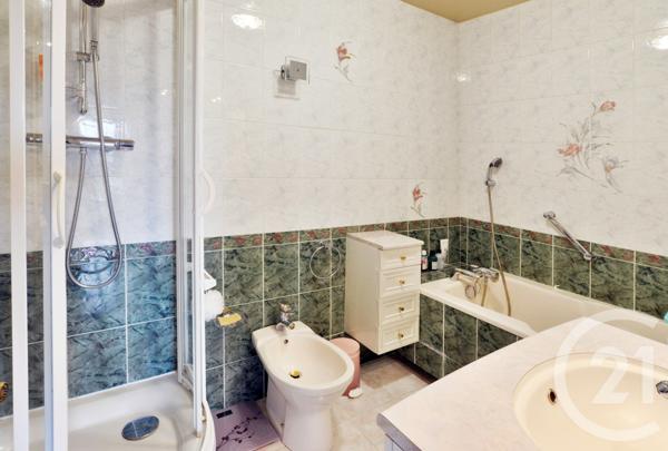 Appartement F5 à vendre  5 pièces - 90,95 m2 BRUNOY - 91