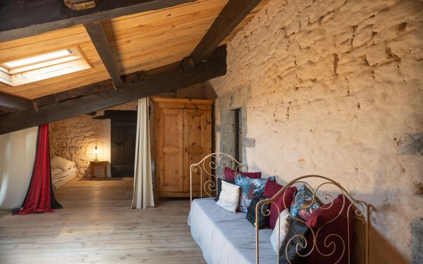 Maison à vendre    5 pièces •  Ruoms