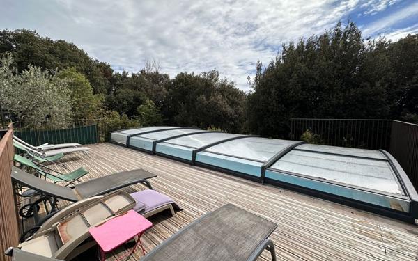 Maison à vendre    5 pièces •  Ruoms