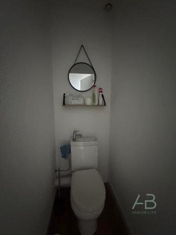 Local professionnel Lille Wazemmes 27 m²