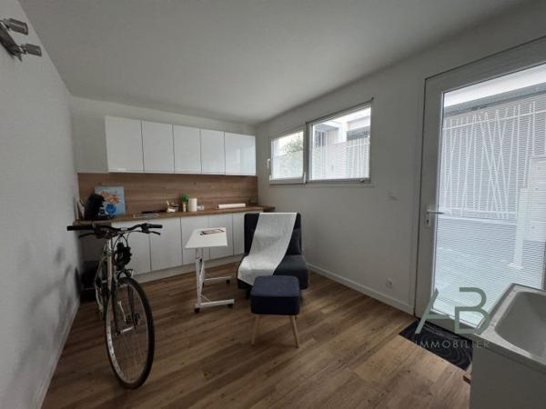 Local professionnel Lille Wazemmes 27 m²