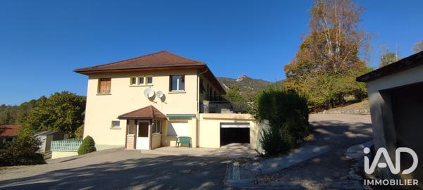 Appartement à vendre 8 pièces 153 m² Salins-les-Bains