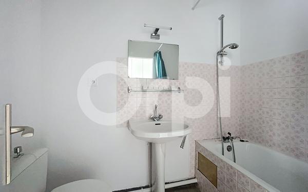 Appartement à louer    1 pièce • 30,65 m2 Brive-la-Gaillarde