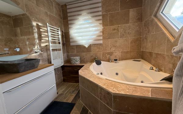 Maison à vendre    5 pièces •  Cazaubon