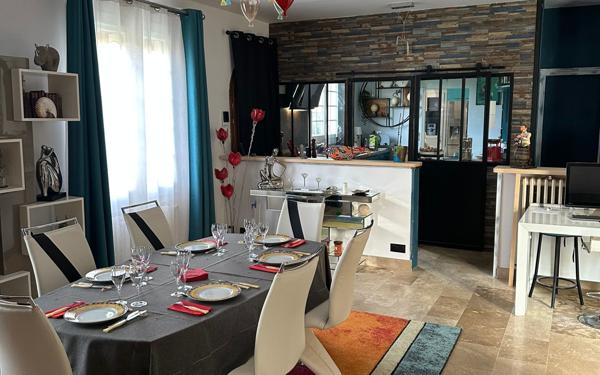 Maison à vendre    5 pièces •  Cazaubon