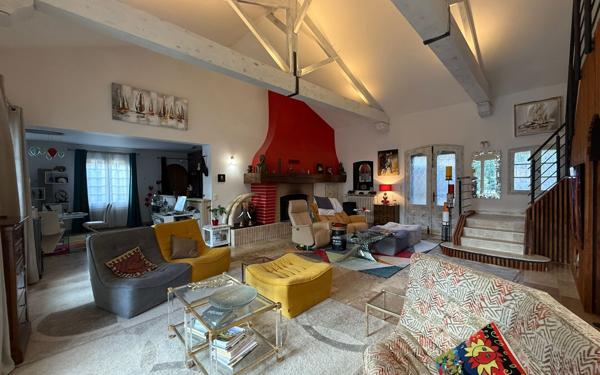 Maison à vendre    5 pièces •  Cazaubon