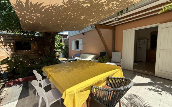 Maison à vendre    7 pièces •  Saint-Pierre