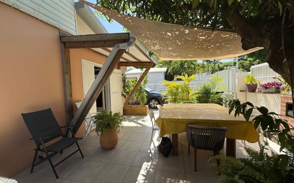 Maison à vendre    7 pièces •  Saint-Pierre