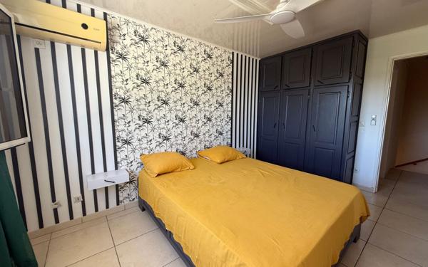 Maison à vendre    7 pièces •  Saint-Pierre