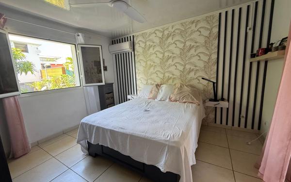 Maison à vendre    7 pièces •  Saint-Pierre