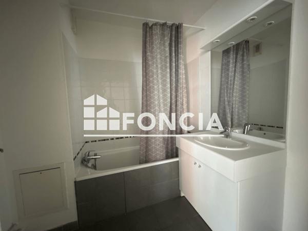 Location Appartement 2 pièces 49 m² - RUE DE LA DIGUE Valenciennes 59300