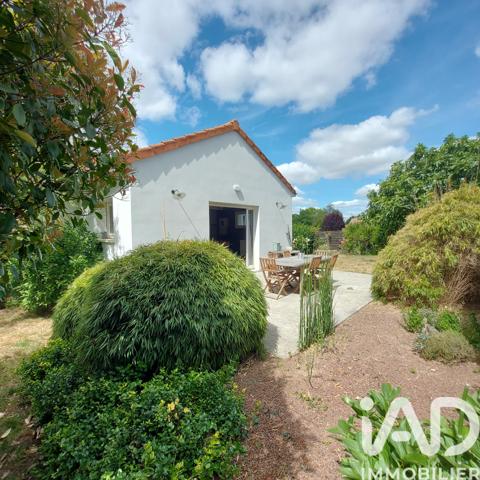 Maison à vendre 7 pièces 127 m² Saint-Christophe-du-Bois