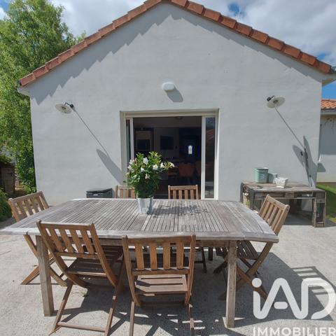 Maison à vendre 7 pièces 127 m² Saint-Christophe-du-Bois