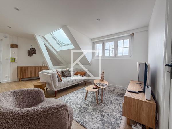 charme sous comble et contemporain