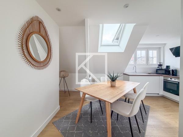 charme sous comble et contemporain