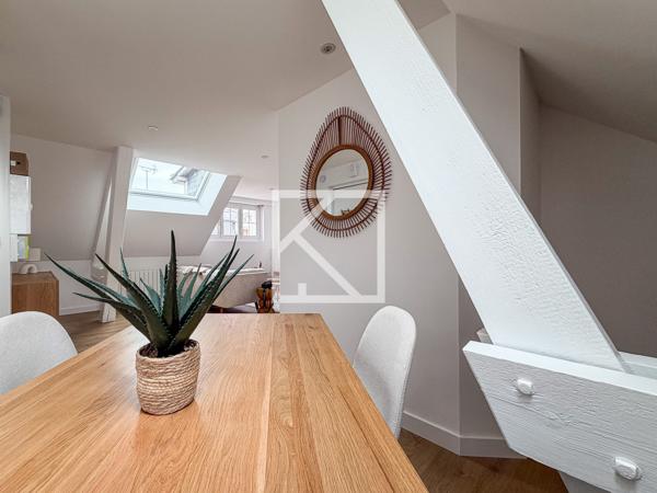 charme sous comble et contemporain