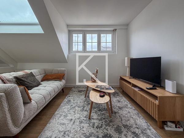 charme sous comble et contemporain