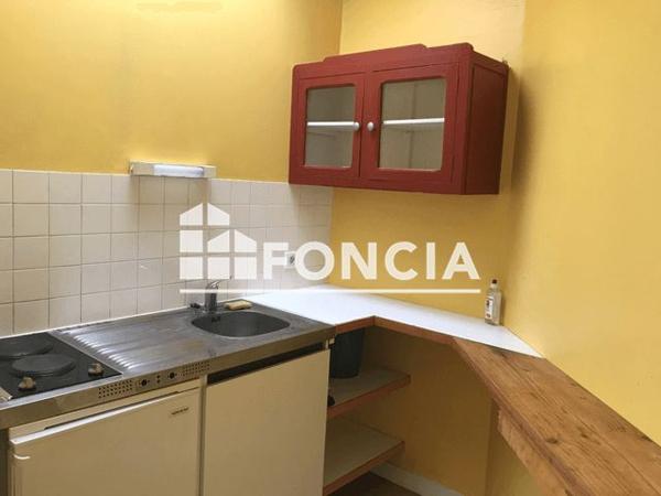 Location Appartement 2 pièces 44.04 m² - 42, RUE SAINT MATHIEU, Quimper 29000