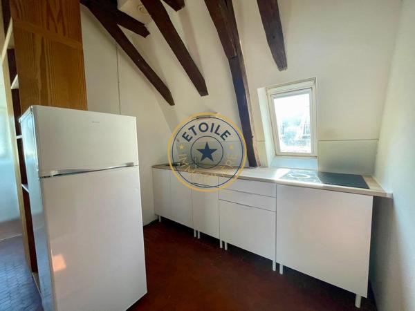 ANGERS- HYPER CENTRE - - - HYPER CENTRE - Rue St Maurille Venez ...