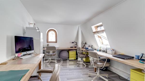 Maison d'architecte sur jardin arboré